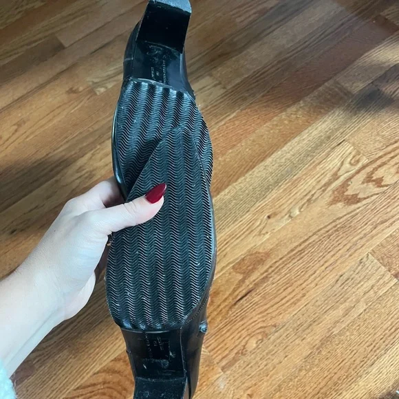 Robert Clergerie Black Leather Heeled Boots - Picture 2 of 9